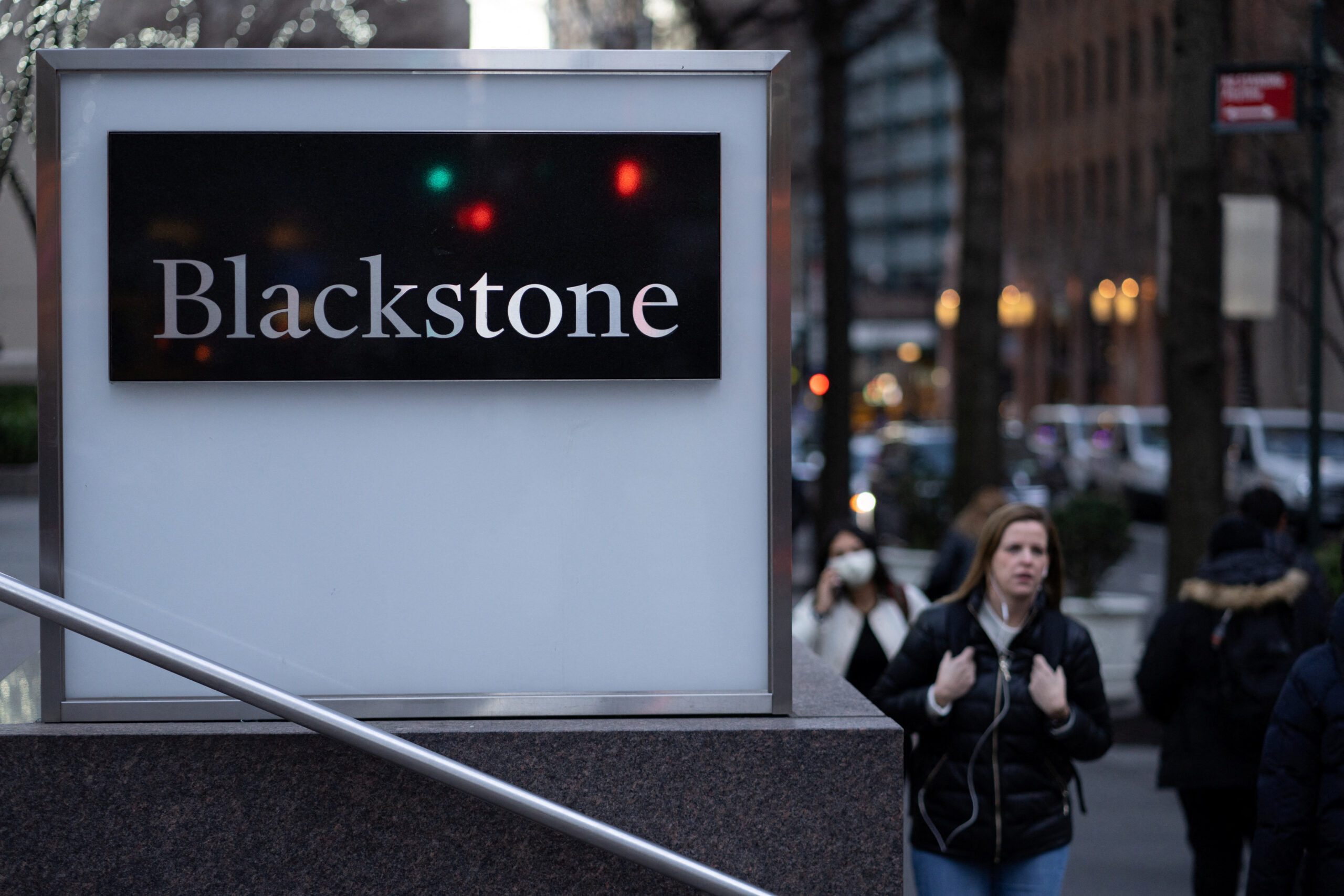 Blackstone raises over $4.4b in first close of new Asia fund