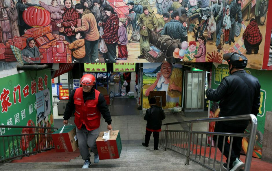 Chinese e-commerce giants defend 'instant retail' strategy despite state pressure